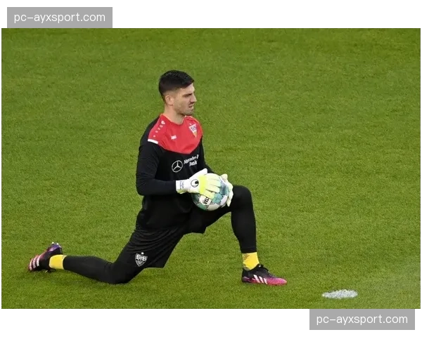 新生代门将的崛起：探究多特蒙德科贝尔为何成为“扑救预期进球”第一人